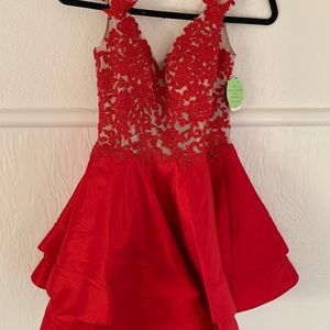 (Nwt) great condition red/nude dress from Windsor